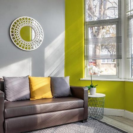 Апартаменты Luxe Living Стоктон-он-Тис Экстерьер фото